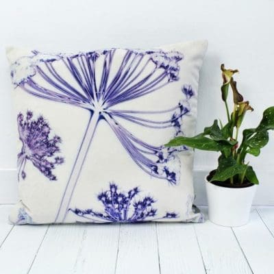 Fennel Canopy | White & Violet Sofa Cushion Country Style
