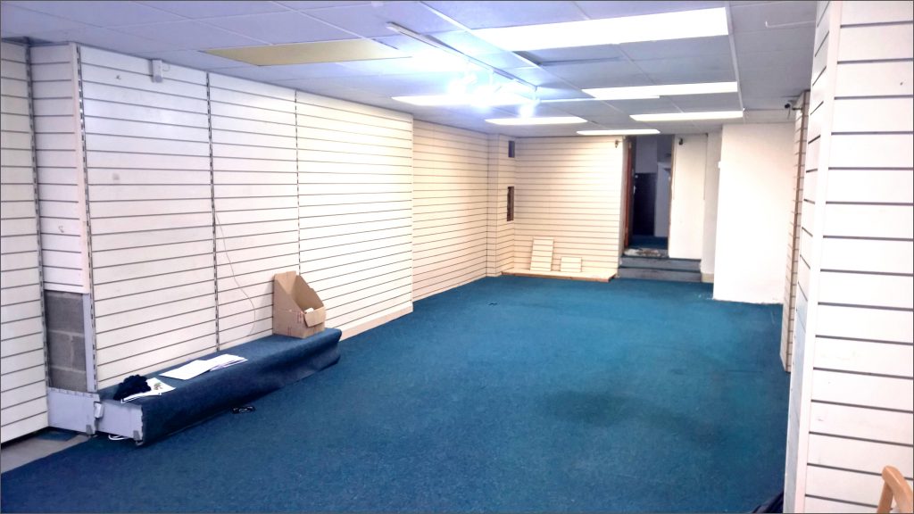 Gillian Arnold Boutique, Gillian Arnold